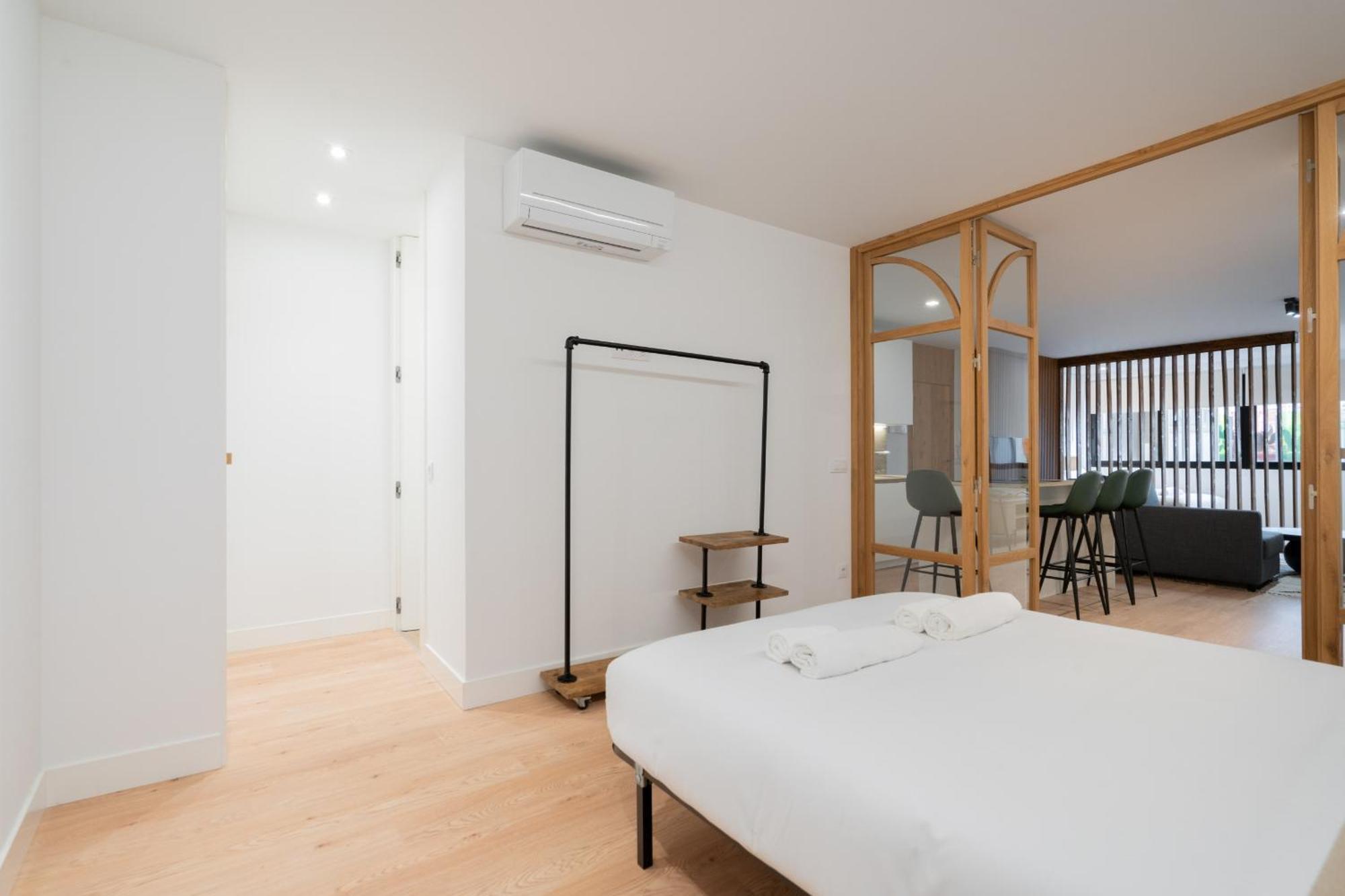 Apartamento Reformado Para 6 Personas En Plena Gran Via Alquiler Temporal Мадрид Екстер'єр фото